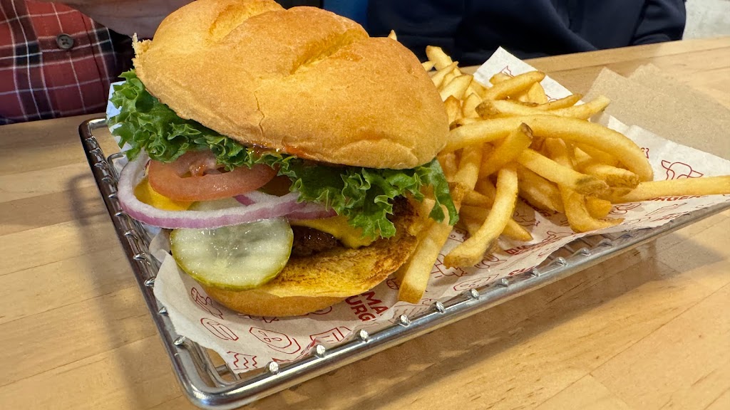 Smashburger | restaurant | 1600 Ethan Way #80, Sacramento, CA 95825, USA | 9169991660 OR +1 916-999-1660