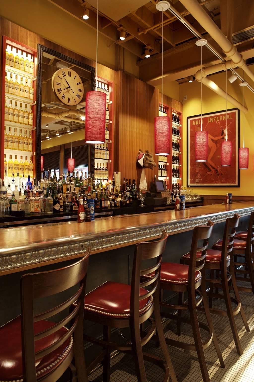 Salut | Bar Americain | restaurant | 5034 France Ave S, Edina, MN 55410, USA | 9529293764 OR +1 952-929-3764