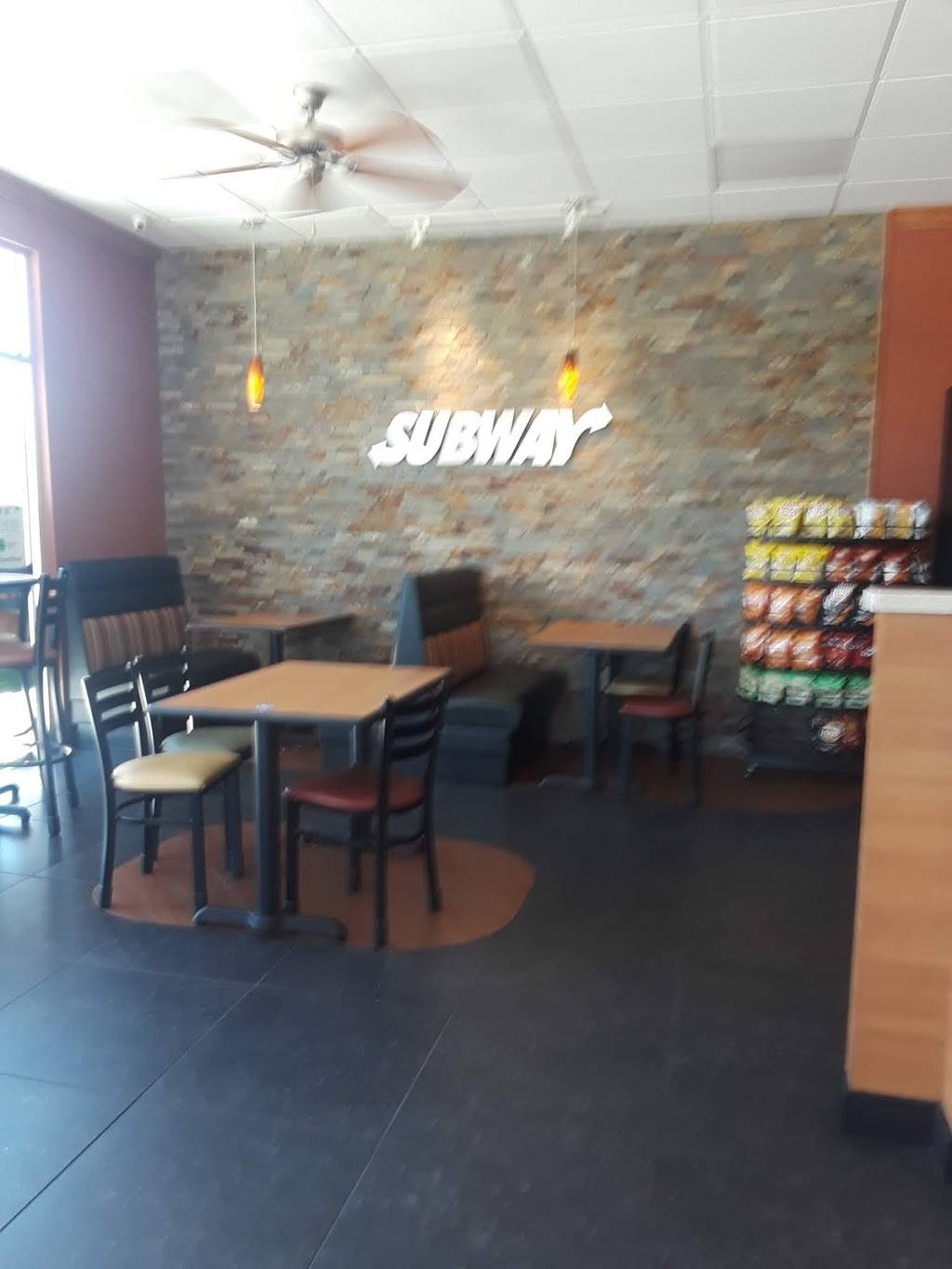 Subway | restaurant | 4125 E Ventura Ave, Fresno, CA 93702, USA | 5595737730 OR +1 559-573-7730