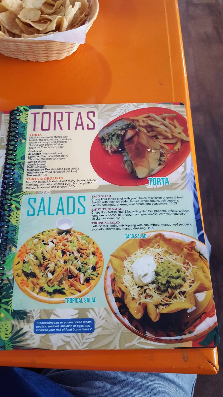 Moroleon tropical | restaurant | 1101 Wabash Ave, Springfield, IL 62704, USA | 2176790879 OR +1 217-679-0879