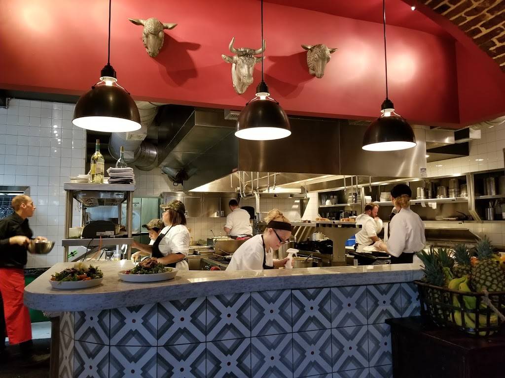 Slightly North of Broad Restaurant | restaurant | 192 E Bay St, Charleston, SC 29401, USA | 8437233424 OR +1 843-723-3424