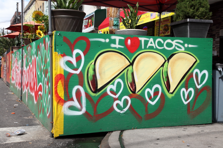 Los 3 Potrillos Express | restaurant | 97-17 37th Ave, Flushing, NY 11368, USA | 7184248786 OR +1 718-424-8786