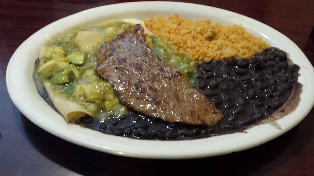 El Pueblito | restaurant | 1705 Forest Hills Blvd, Bella Vista, AR 72715, United States | 4798552324 OR +1 479-855-2324