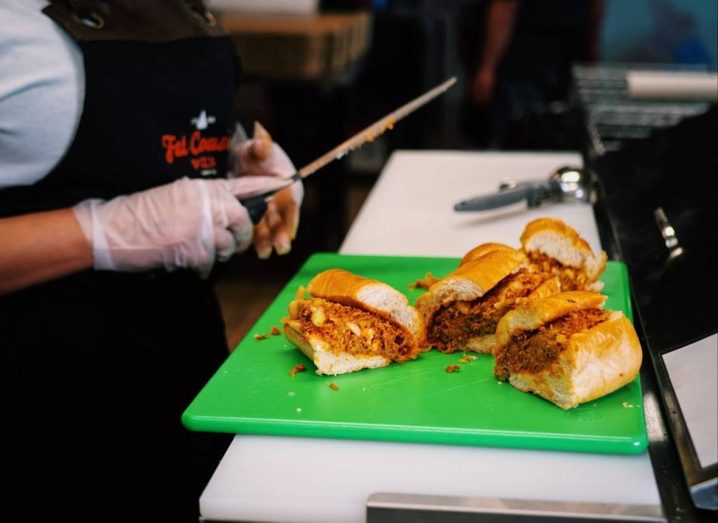 Fat Cousins | restaurant | 166 County St, Lakeville, MA 02347, USA | 5089469090 OR +1 508-946-9090