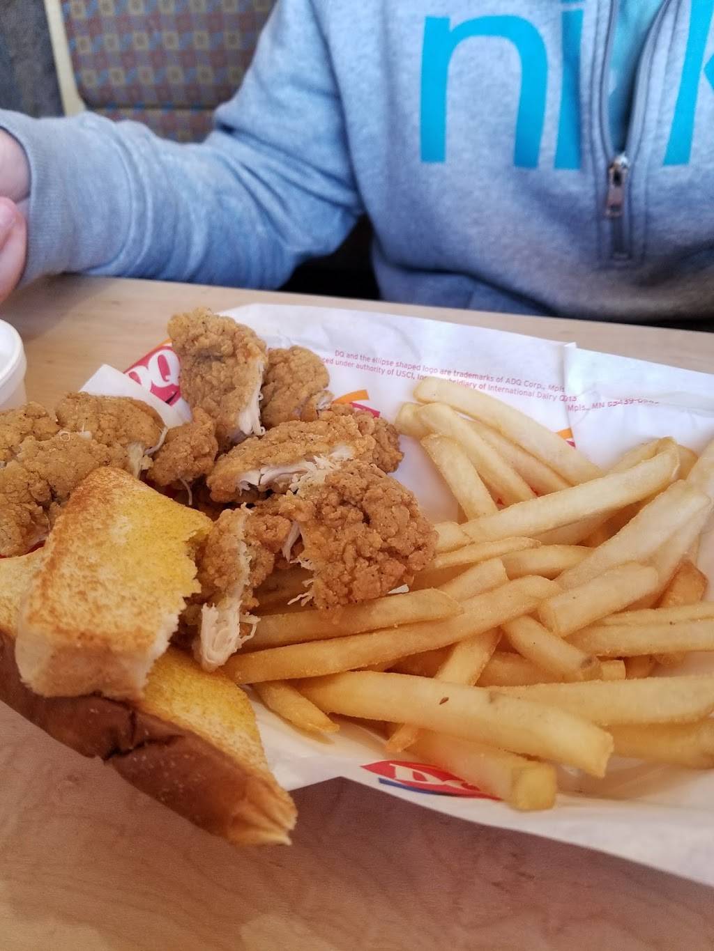 Dairy Queen Grill & Chill | restaurant | 2320 US-14 E, Richland Center, WI 53581, USA | 6086473644 OR +1 608-647-3644