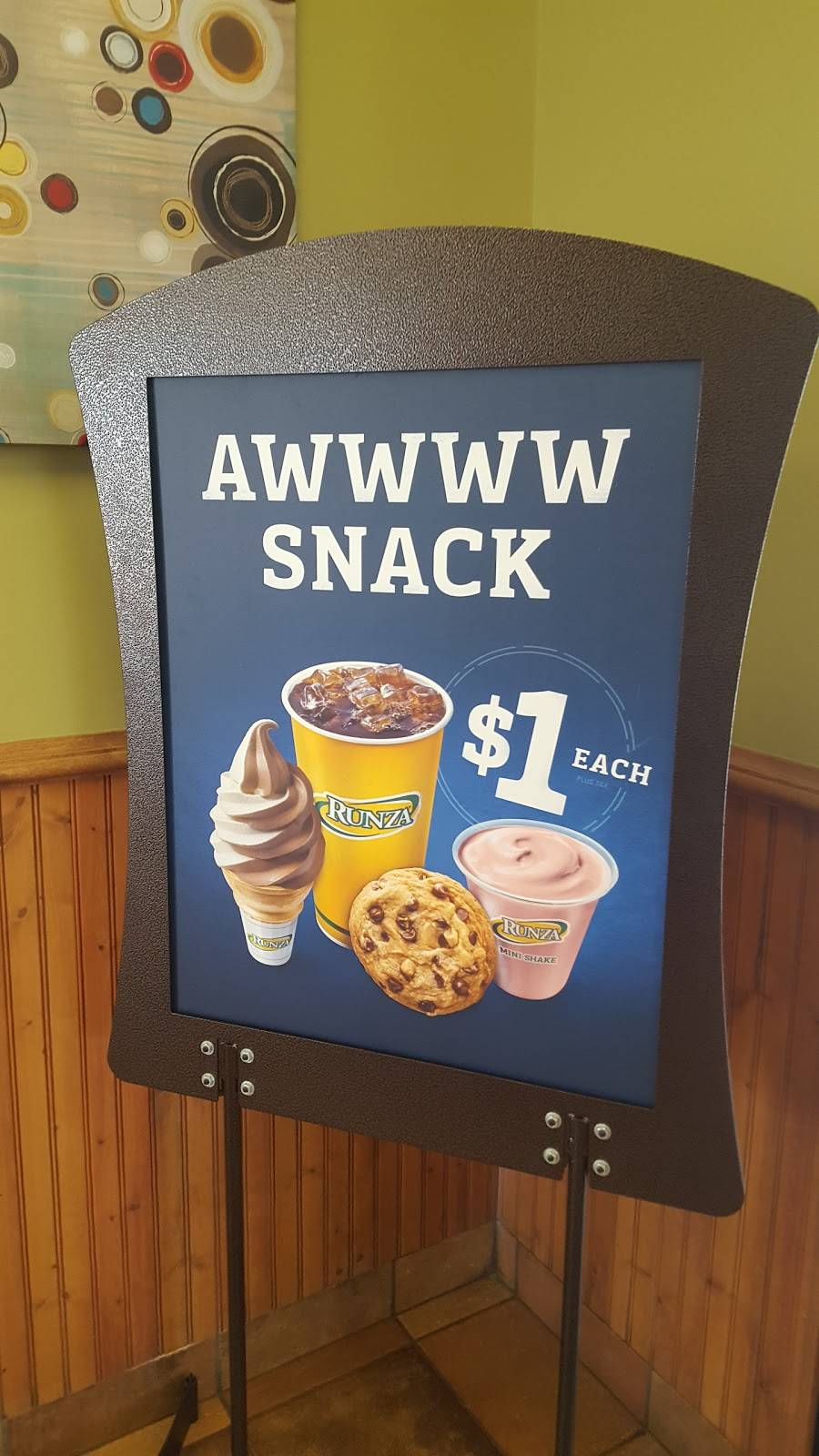 Runza Restaurant | restaurant | 2101 W 2nd St, Hastings, NE 68901, USA | 4024639491 OR +1 402-463-9491