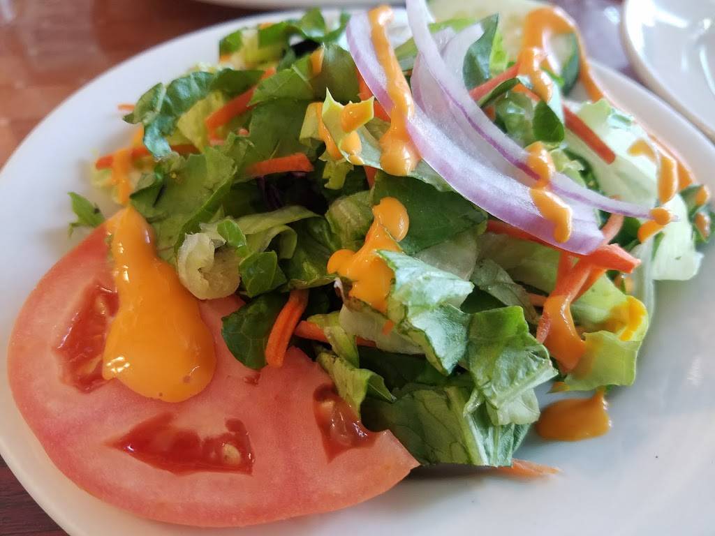 Tienda Vieja | restaurant | 6562 Fresh Meadow Ln, Fresh Meadows, NY 11365, USA | 7183213644 OR +1 718-321-3644