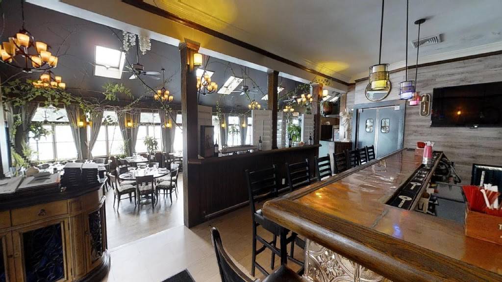 Blu At The Lakehouse Restaurant and Bar | restaurant | 825 S Lake Blvd, Mahopac, NY 10541, USA | 8456215200 OR +1 845-621-5200