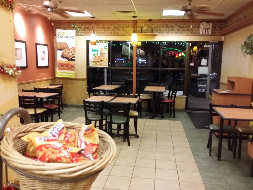 Subway Restaurants | restaurant | 3323 Vollmer Rd, Flossmoor, IL 60422, USA | 7089229371 OR +1 708-922-9371