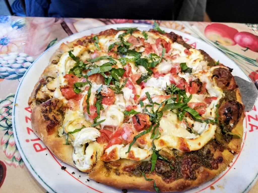 Regina Pizzeria | restaurant | 44 Station Landing, Medford, MA 02155, USA | 7813061222 OR +1 781-306-1222