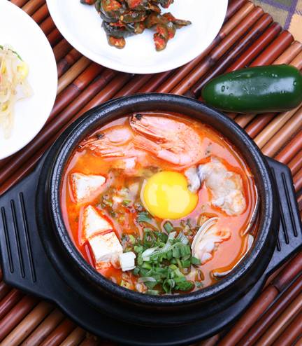 Lees Korean BBQ & Tofu House | restaurant | 23360 Valencia Blvd, Valencia, CA 91355, USA | 6612542307 OR +1 661-254-2307