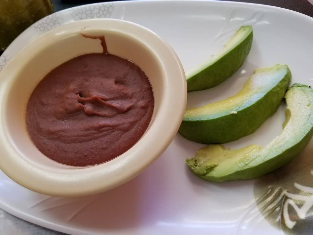 Pupuseria Mercedes Llc | restaurant | 4000 Meadowdale Blvd, Richmond, VA 23234, USA | 8046127456 OR +1 804-612-7456