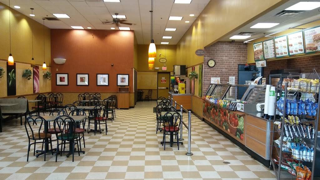 Subway Restaurants | restaurant | 2555 Apache Trail, Apache Junction, AZ 85120, USA | 4809837370 OR +1 480-983-7370