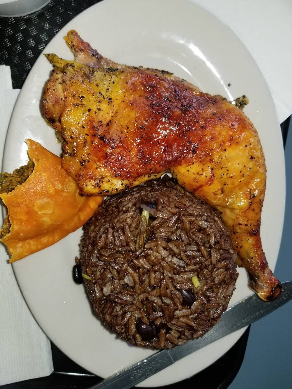 El Divino Restaurant | restaurant | Rochester, NY 14606, USA | 5853602101 OR +1 585-360-2101