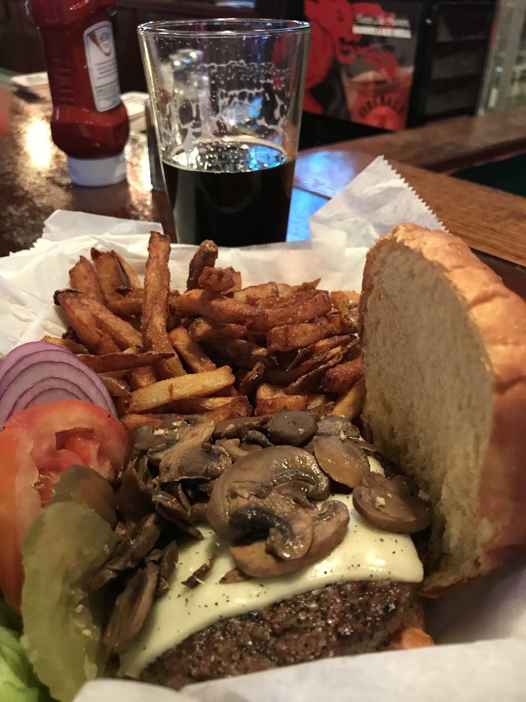 Jack Patricks Bar & Grill | restaurant | 1000 Olive St, St. Louis, MO 63101, USA | 3144368879 OR +1 314-436-8879