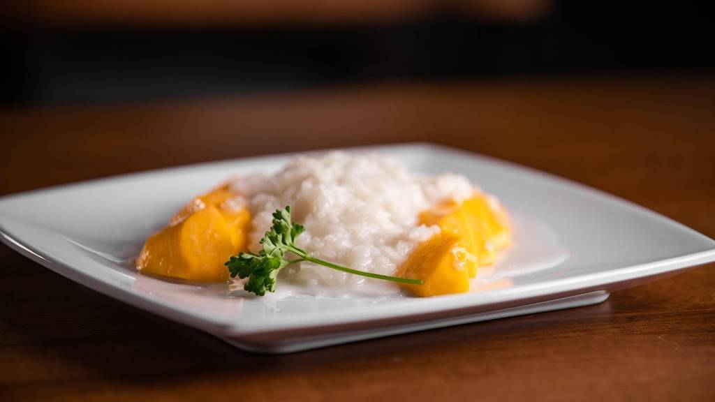 Muay Thai Kitchen | restaurant | 740 Nordahl Rd Ste 118, San Marcos, CA 92069, USA | 7609753232 OR +1 760-975-3232