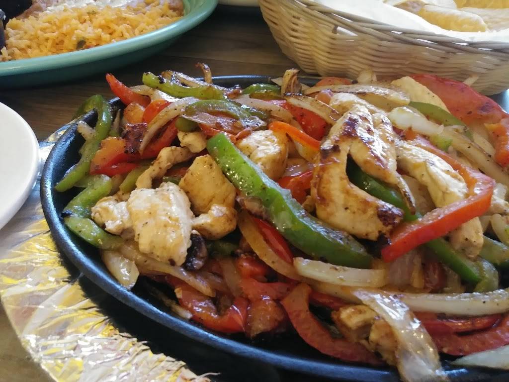 Los Cabos Grill & Bar | restaurant | 11944 Saginaw St, Mt Morris, MI 48458, USA | 8106408296 OR +1 810-640-8296