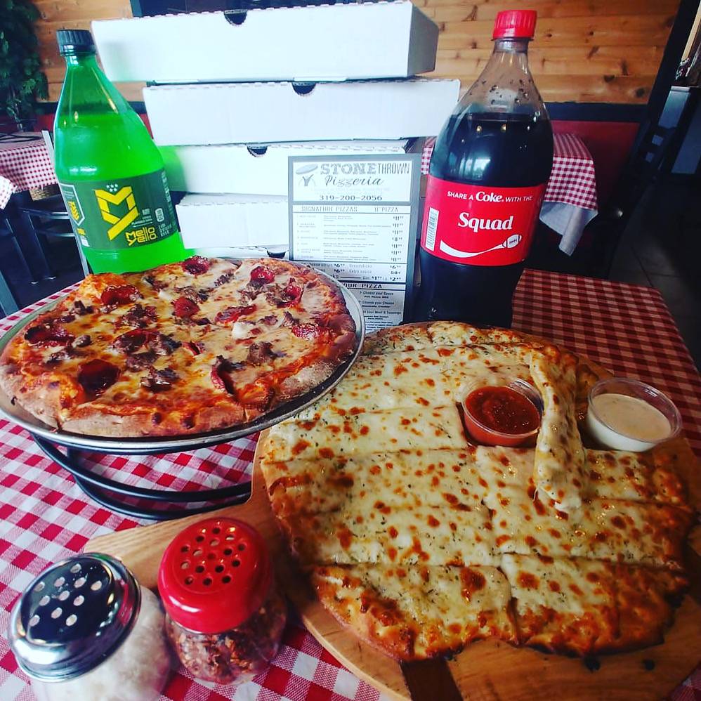 Stone Thrown Pizzeria | restaurant | 3980 Center Point Rd NE, Cedar Rapids, IA 52402, USA | 3192002056 OR +1 319-200-2056