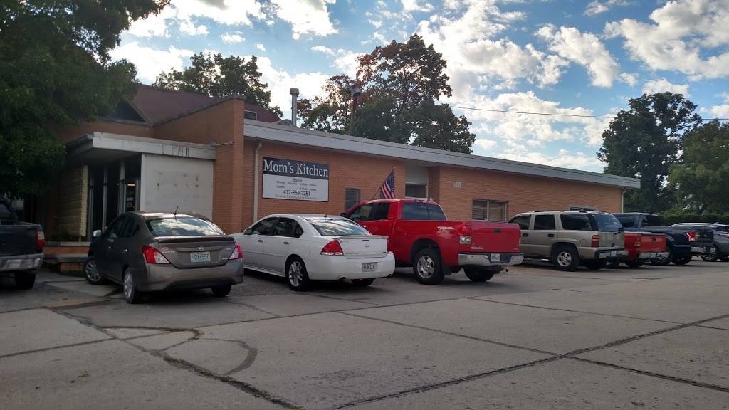 Moms Kitchen | restaurant | 210 W Jackson St, Marshfield, MO 65706, USA | 4178597251 OR +1 417-859-7251