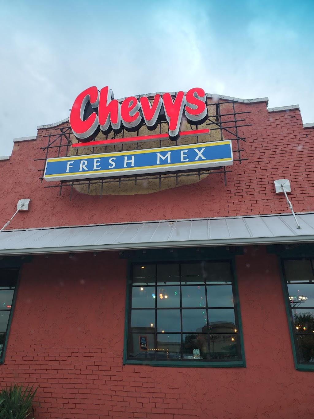 Chevys Fresh Mex | restaurant | 2801 S Louise Ave, Sioux Falls, SD 57106, USA | 6053622610 OR +1 605-362-2610