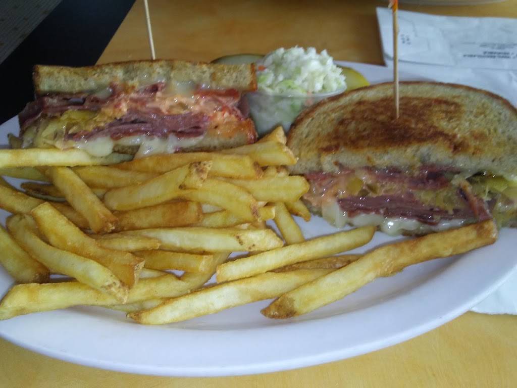 Brooklawn Diner & Restaurant | restaurant | 297 Crescent Blvd, Brooklawn, NJ 08030, USA | 8564326630 OR +1 856-432-6630