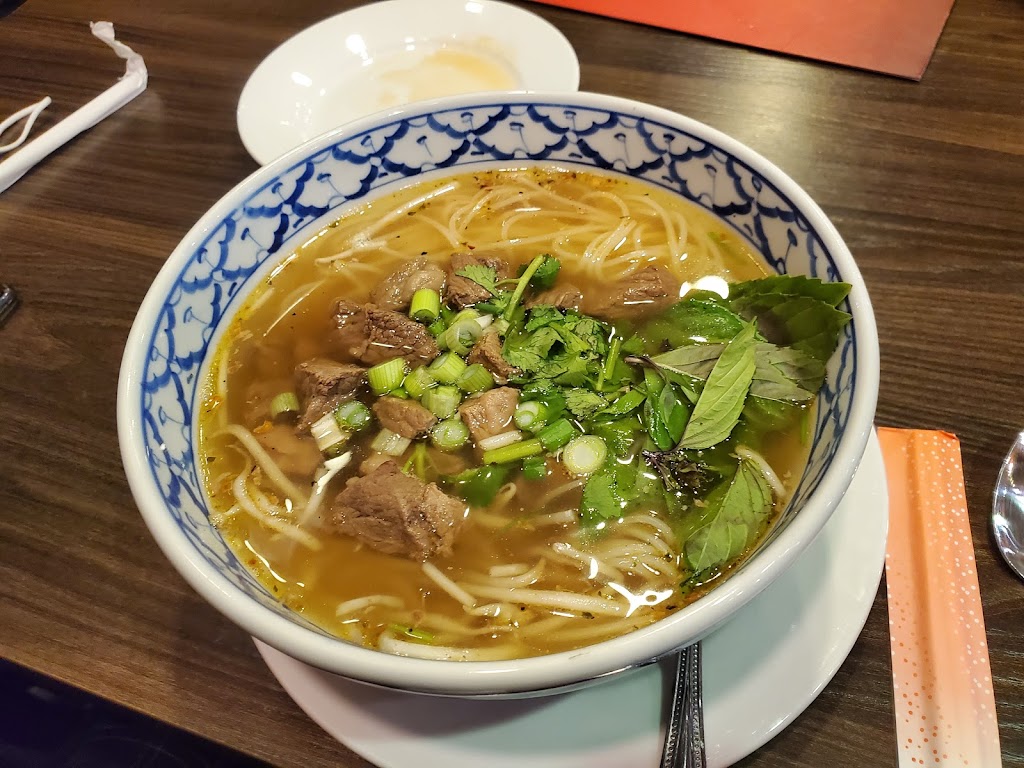 Tom Yum Thai Restaurant | restaurant | 9940 W Happy Valley Rd #1050, Peoria, AZ 85383, USA | 6233996149 OR +1 623-399-6149