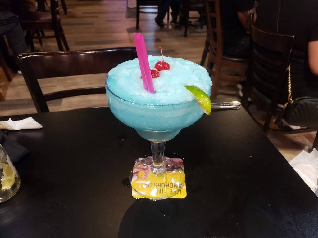 Tacos Jalisco Mariscos & Cantina | restaurant | 551 E Moana Ln, Reno, NV 89502, USA | 7757379697 OR +1 775-737-9697