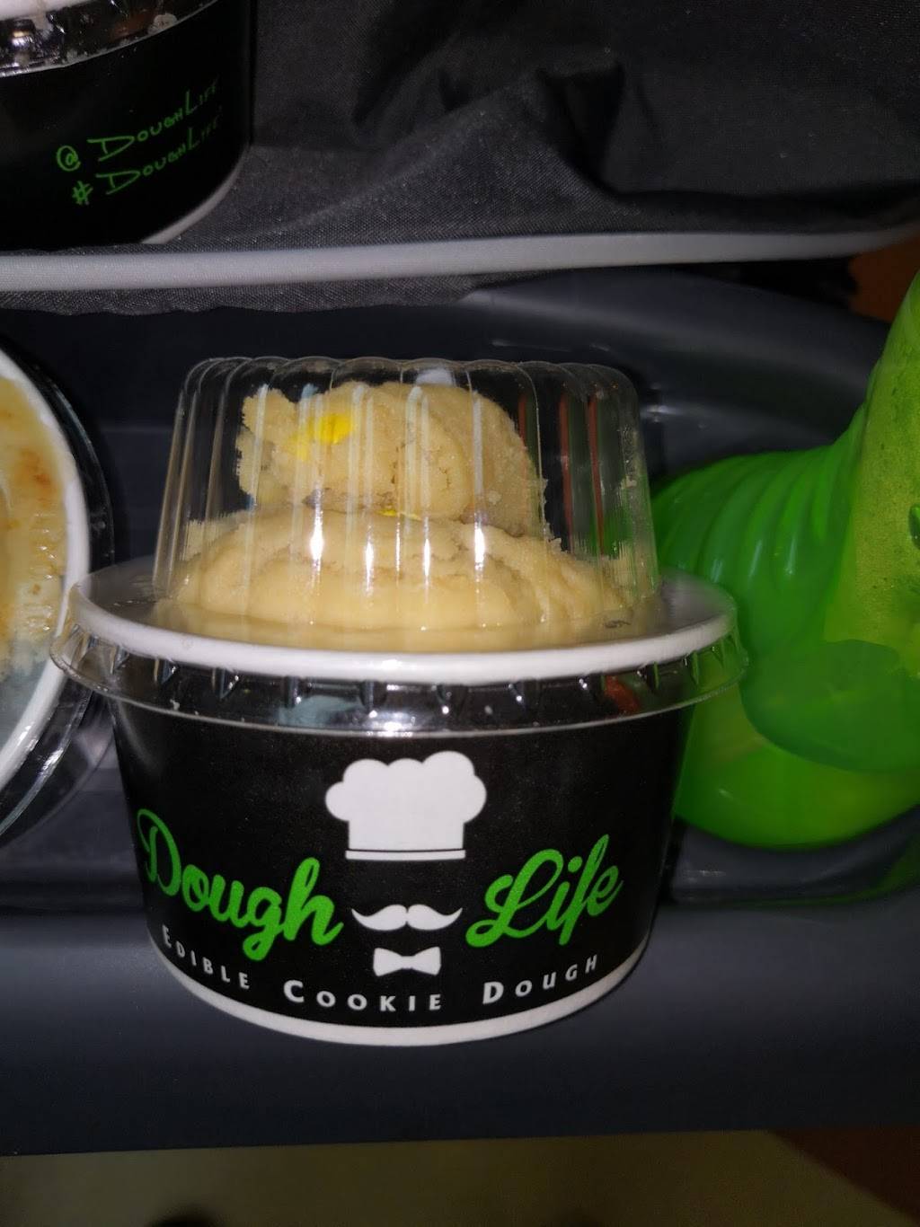 Dough Life | restaurant | 9090 Destiny USA Dr, Syracuse, NY 13290, USA | 7166842001 OR +1 716-684-2001