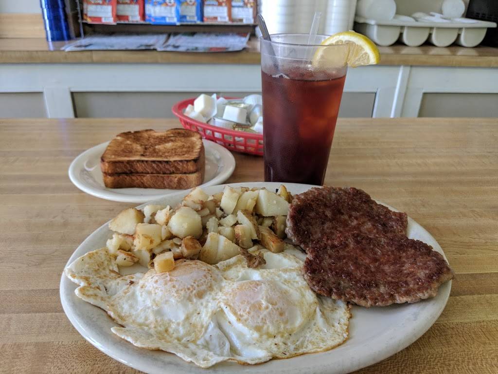 Purcellville Family Restaurant | restaurant | 110 W Main St, Purcellville, VA 20132, USA | 5403380400 OR +1 540-338-0400