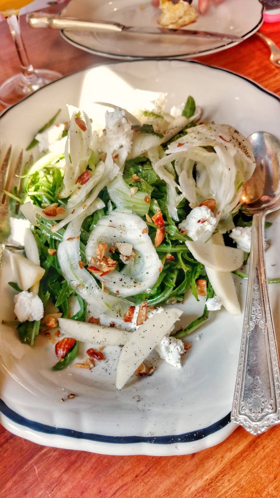 Bull Valley Roadhouse | restaurant | 14 Canyon Lake Dr, Port Costa, CA 94569, USA | 5107871135 OR +1 510-787-1135