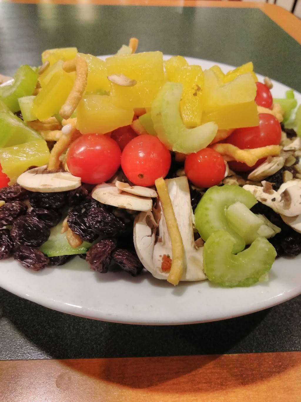 Round Table Pizza | meal delivery | 1409 Fitzgerald Dr, Pinole, CA 94564, USA | 5102225555 OR +1 510-222-5555