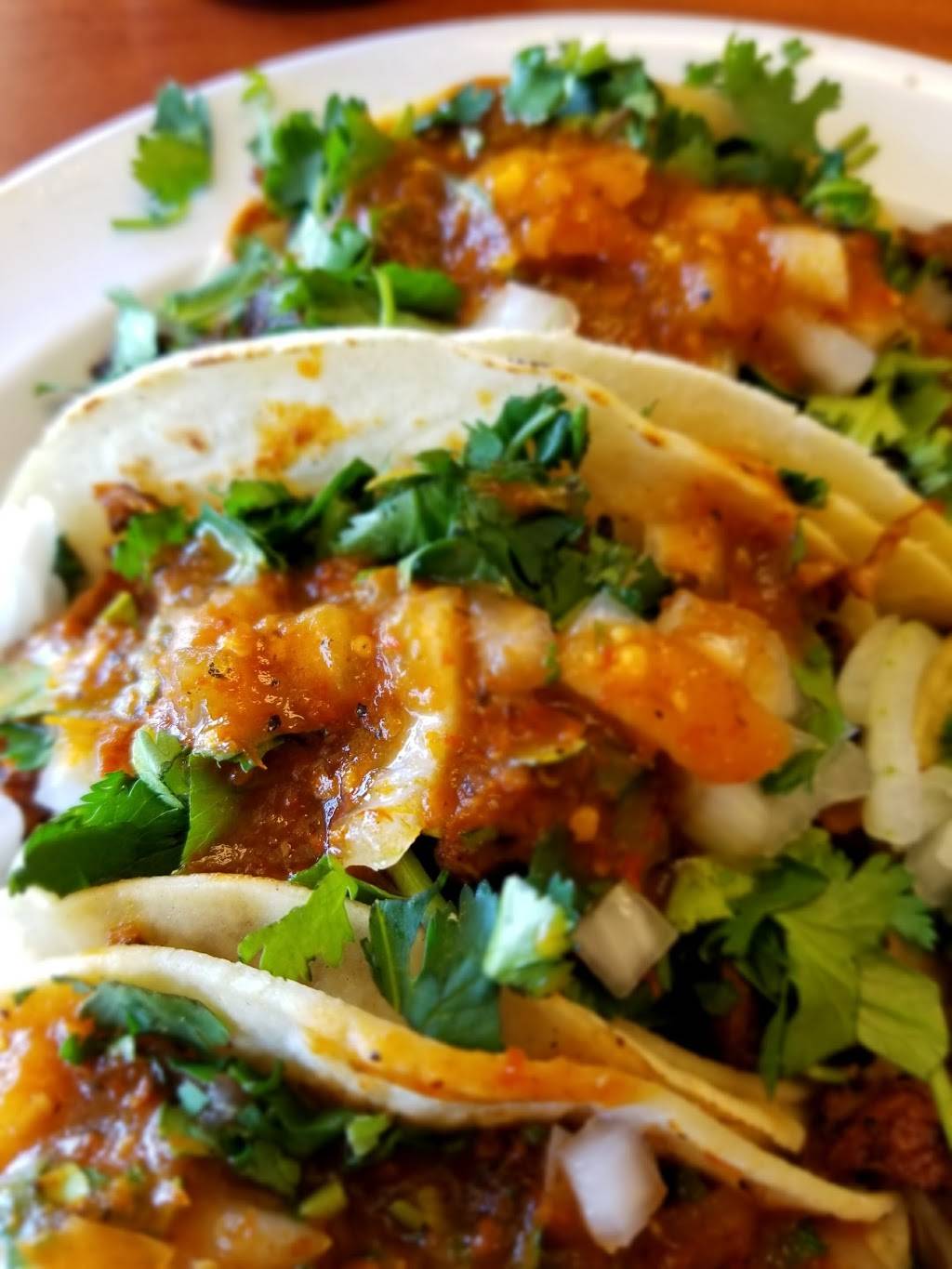 La Morenita Tacos Y Jugos | restaurant | 2100 N Rancho Ave, Colton, CA 92324, USA | 9093879410 OR +1 909-387-9410