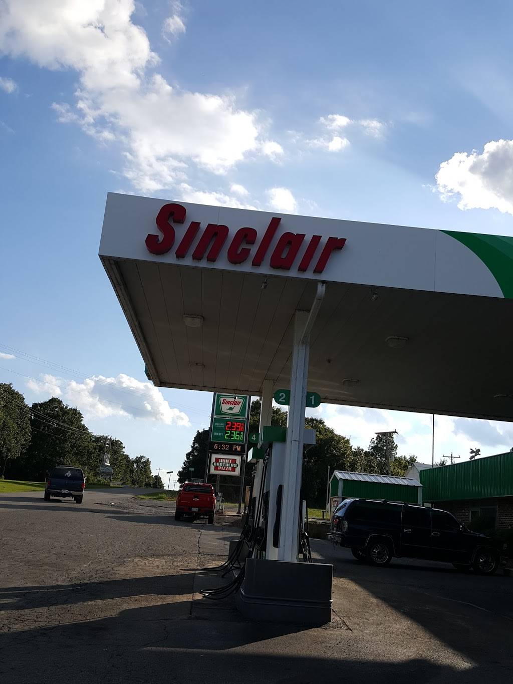 Phrogys Town & Country | restaurant | 428563 Texanna Rd, Porum, OK 74455, USA | 9184845795 OR +1 918-484-5795