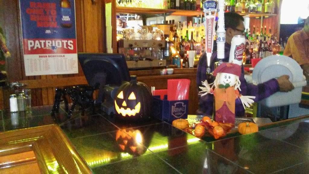 Als Waterfront Restaurant & Marina | restaurant | 28 Water St, East Providence, RI 02914, USA | 4014340590 OR +1 401-434-0590