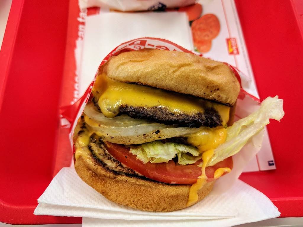 In-N-Out Burger | restaurant | 901 E Whitestone Blvd, Cedar Park, TX 78613, USA | 8007861000 OR +1 800-786-1000