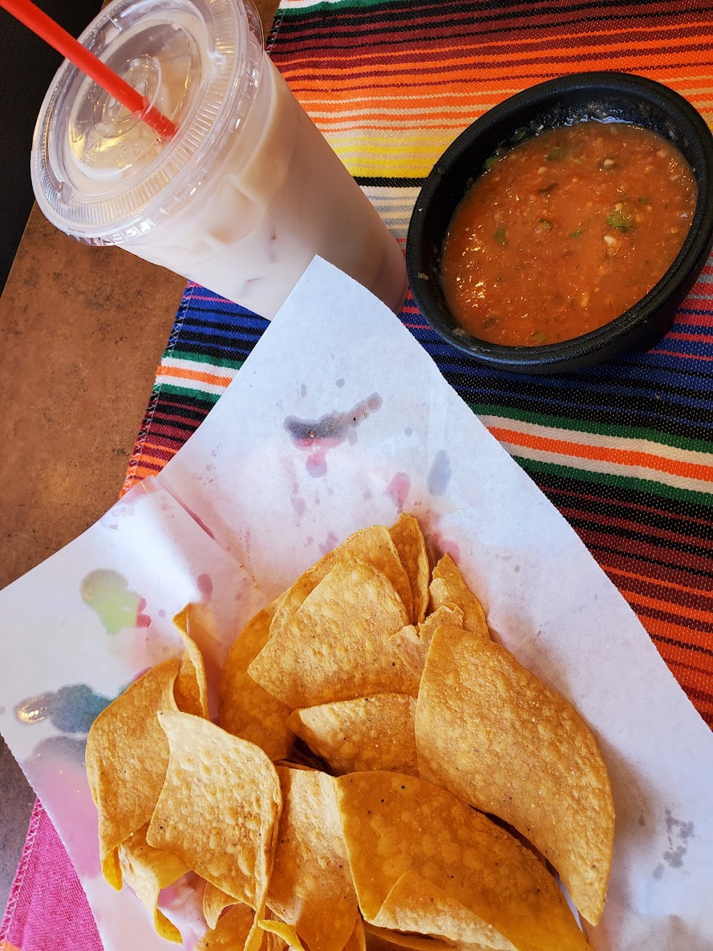 La Reyna Azteca | restaurant | 9865 E Hampden Ave, Denver, CO 80231, USA | 7206975280 OR +1 720-697-5280