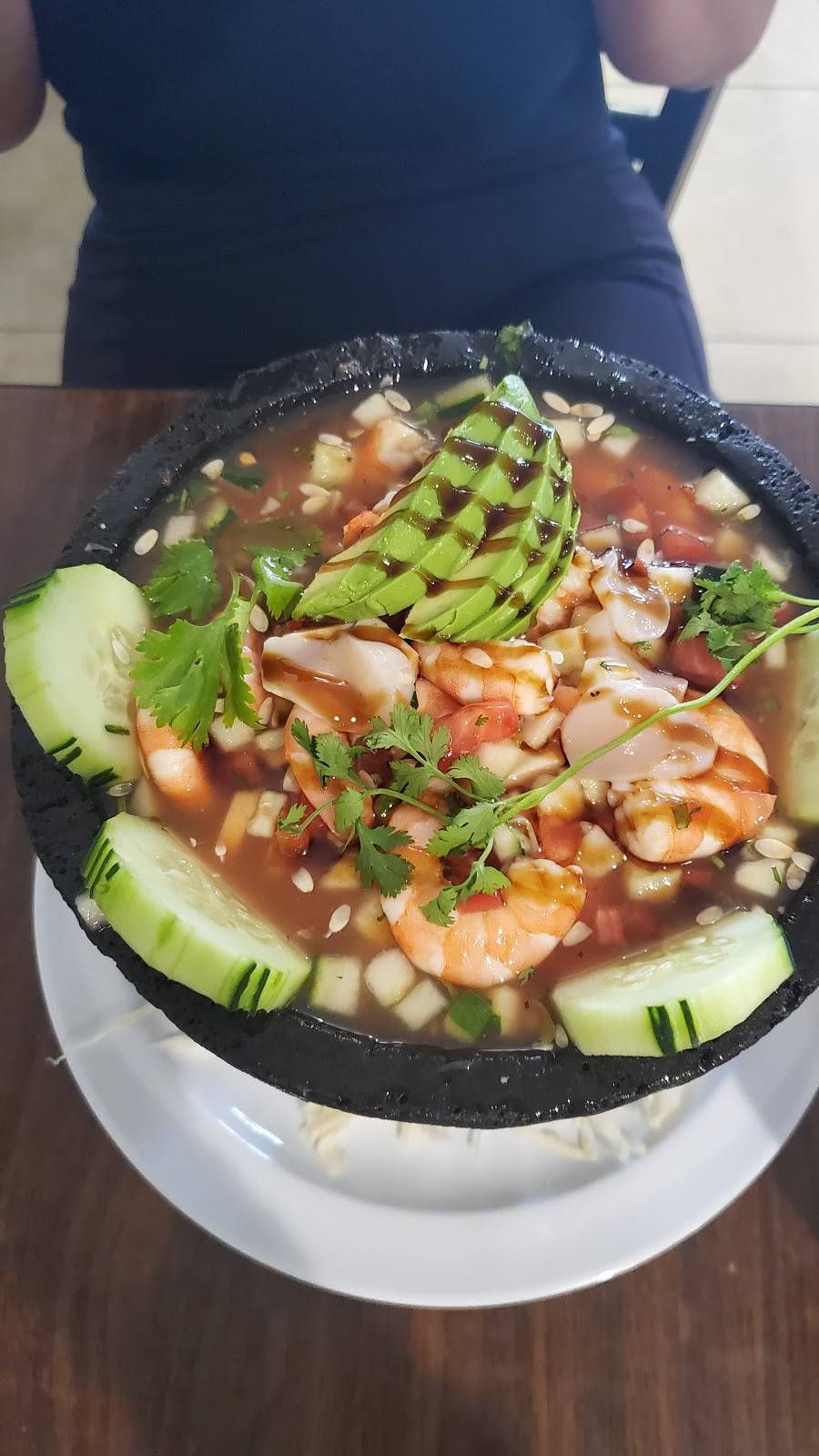 Mariscos Del Pacifico | restaurant | 10436 Magnolia Ave, Riverside, CA 92505, USA | 9515886758 OR +1 951-588-6758