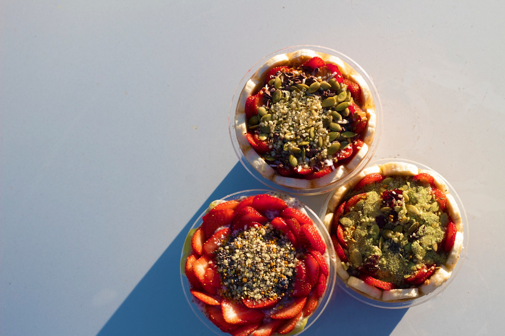 Earth Bowl Superfoods | restaurant | 575 N Commonwealth Ave, Fullerton, CA 92831, USA | 7147700338 OR +1 714-770-0338