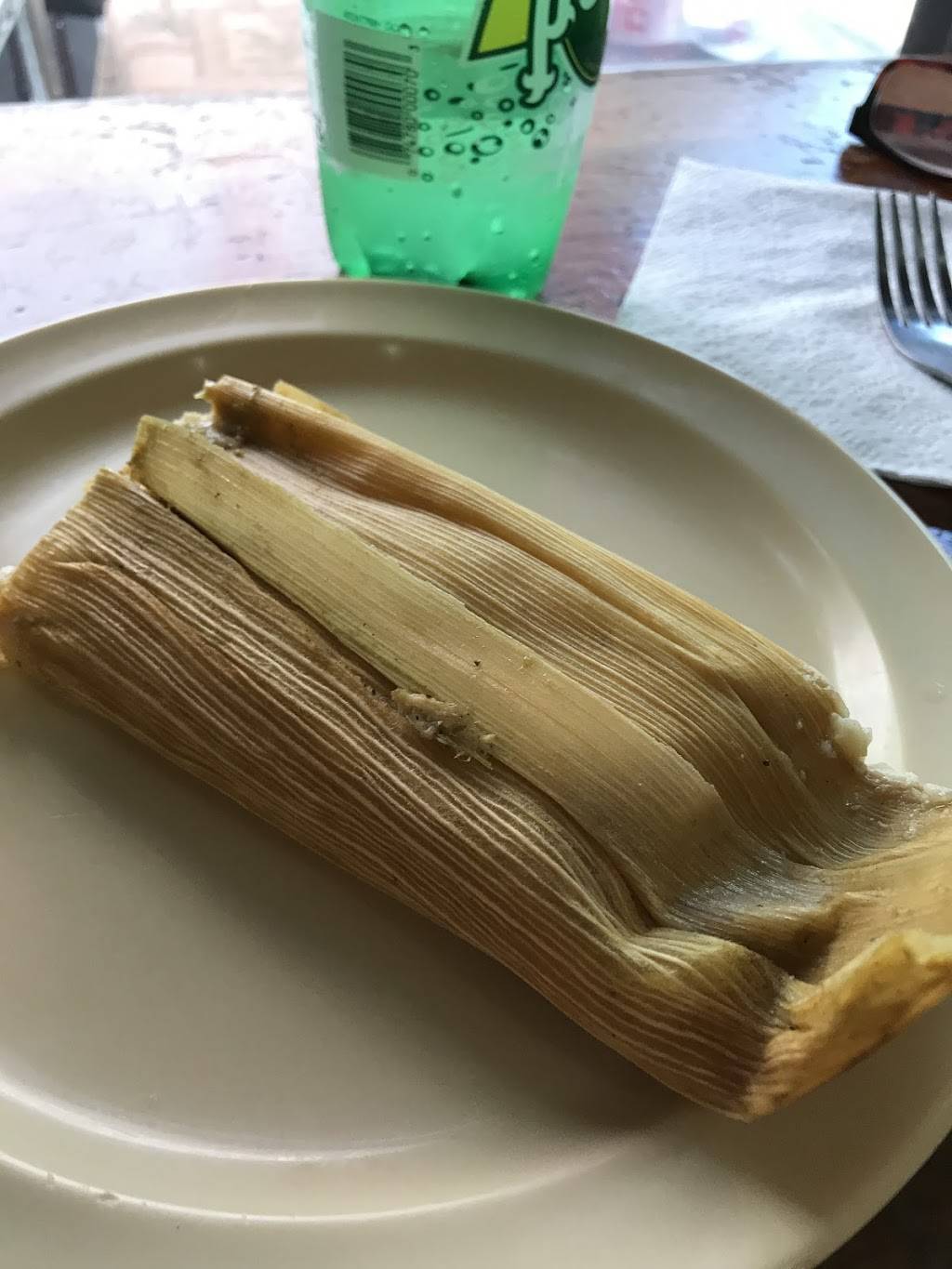 Mamas International Tamales | restaurant | 2124 7th St, Los Angeles, CA 90057, USA | 2134877474 OR +1 213-487-7474