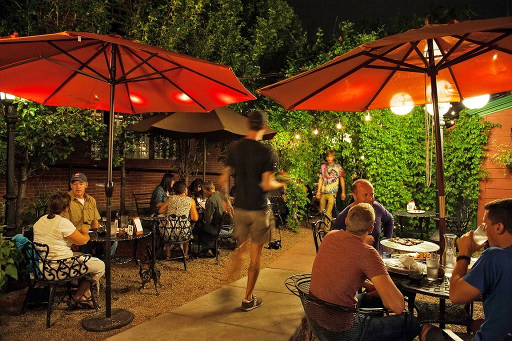 Kaos Pizzeria | restaurant | 1439 S Pearl St, Denver, CO 80210, USA | 3037335267 OR +1 303-733-5267