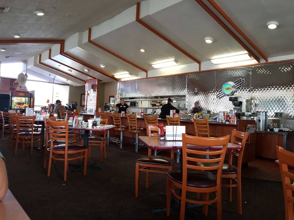 Dennys | restaurant | 675 Manzanita Ct, Chico, CA 95926, USA | 5303451146 OR +1 530-345-1146