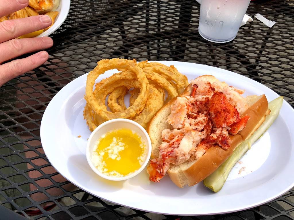 The Clam Shack - New England Seafood | meal takeaway | 2407 Periwinkle Way #5, Sanibel, FL 33957, USA | 2394726882 OR +1 239-472-6882