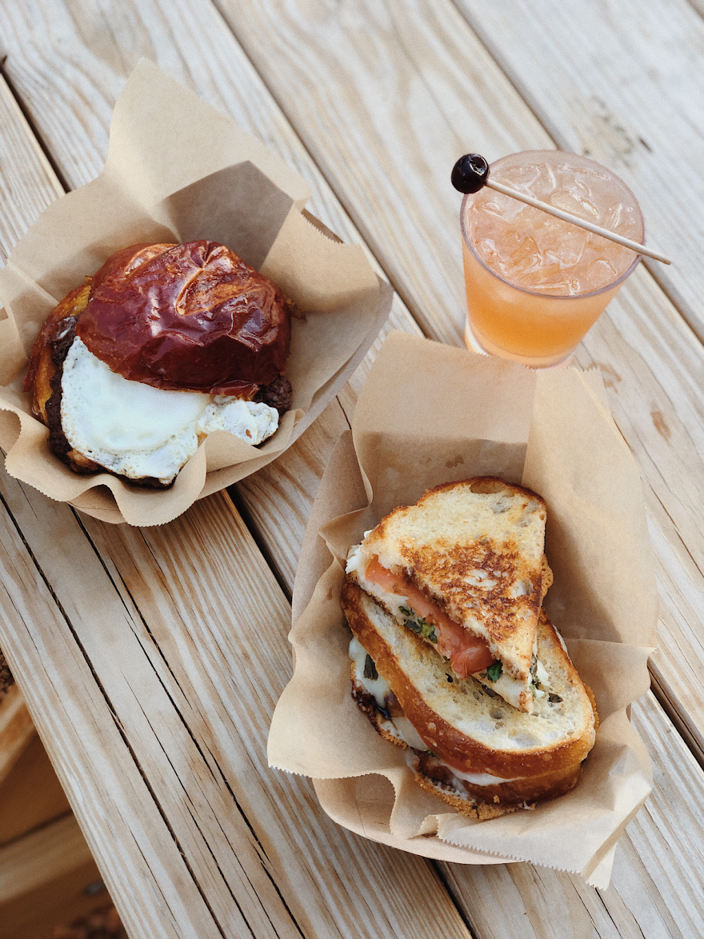 Fontelles Eatery | restaurant | 636 S 6th St, Milwaukee, WI 53204, USA | 4144034008 OR +1 414-403-4008