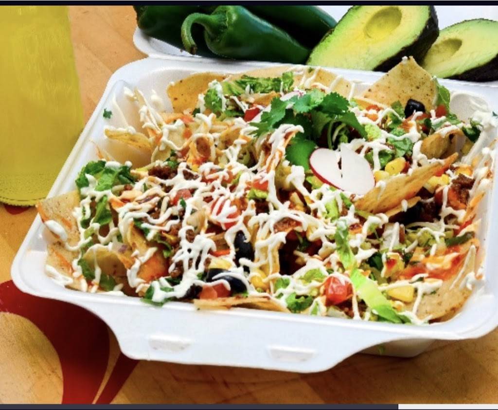 The Burrito Bowl | restaurant | 809 Broadway, East Providence, RI 02914, USA | 4014382695 OR +1 401-438-2695