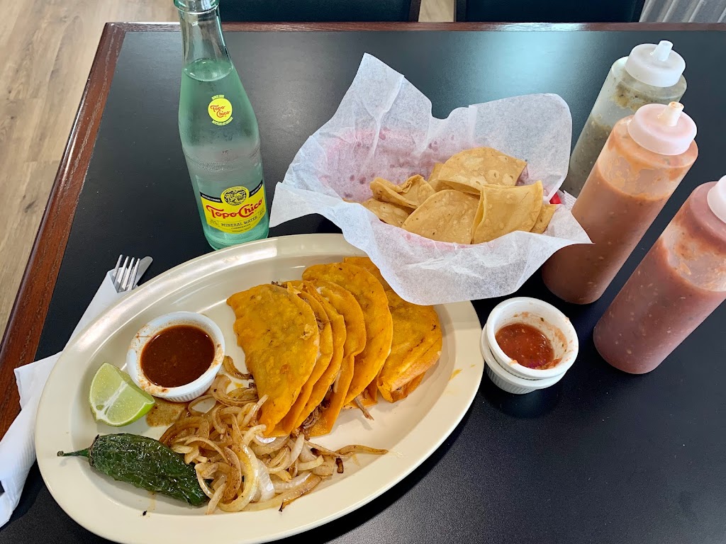 Rusty Spur Cafe | restaurant | 405 SW 11th St, Seminole, TX 79360, USA | 4322454280 OR +1 432-245-4280