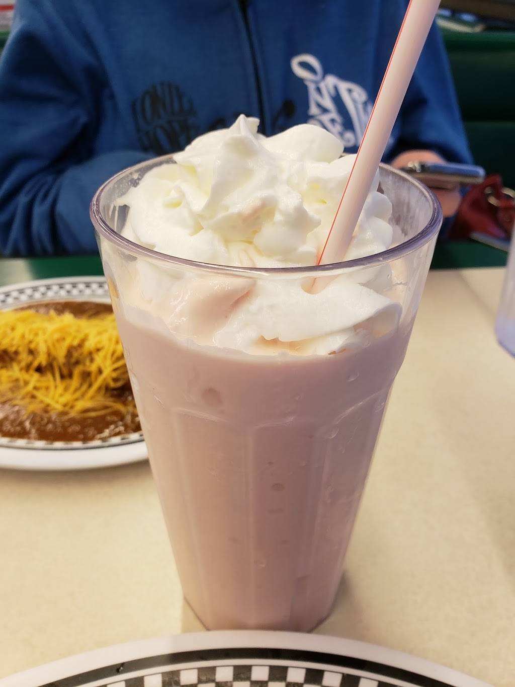 Courtesy Diner | restaurant | 8000 S Laclede Station Rd, St. Louis, MO 63123, USA | 3145539900 OR +1 314-553-9900