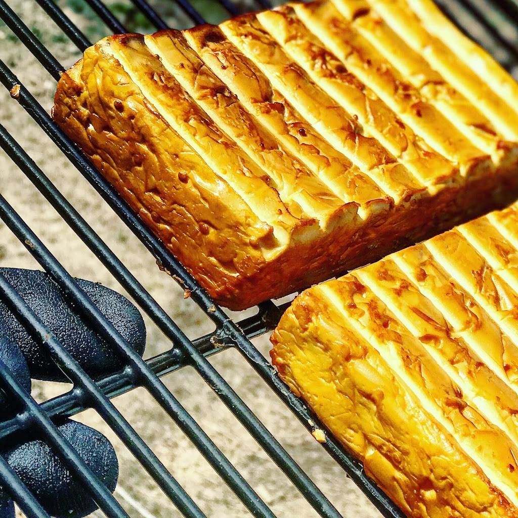 250 Texas BBQ at Farmers Market | restaurant | 4650 Queensbury Rd, Riverdale, MD 20737, USA | 2405215790 OR +1 240-521-5790