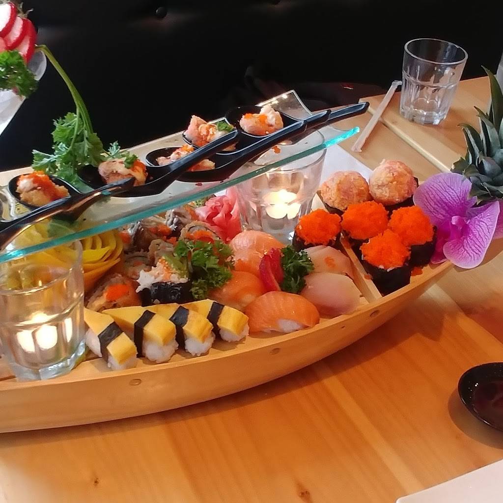 Restaurant Sushi St-Jean | restaurant | 1365 Boulevard Saint-Jean-Baptiste, Pointe-aux-Trembles, QC H1B 4A2, Canada | 5149493999 OR +1 514-949-3999