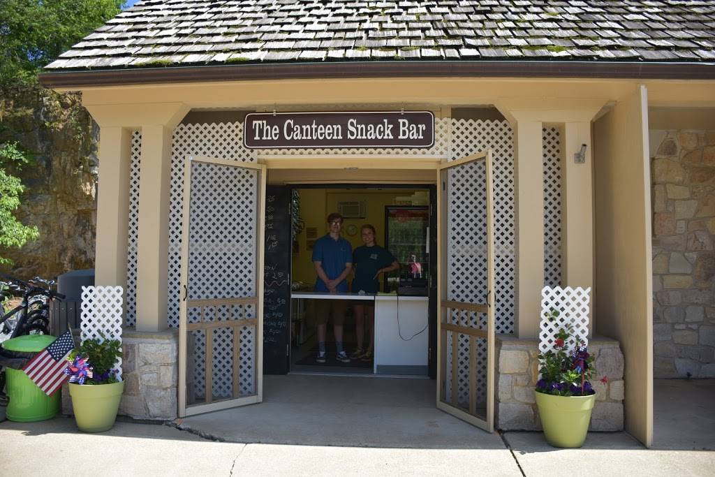 Canteen Snack Bar - Closed for the season | meal takeaway | 1000 N Outer Line Dr, King of Prussia, PA 19406, USA | 6107831074 OR +1 610-783-1074