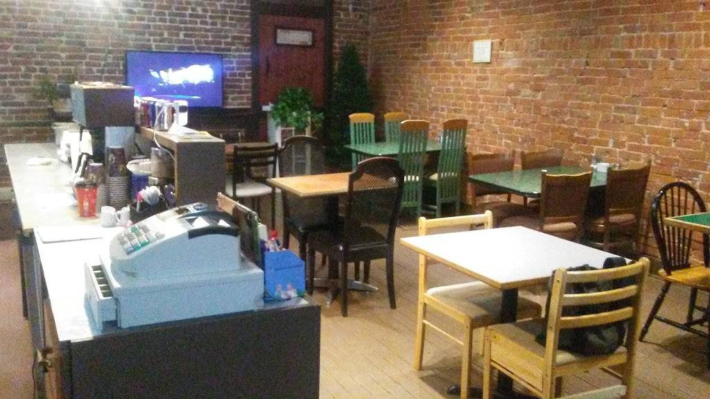 Ma & Pas cafe | restaurant | 53 Dundas St E, Napanee, ON K7R 1H7, Canada | 6134530890 OR +1 613-453-0890